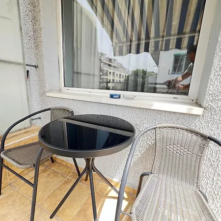 Delux Art Apartament *